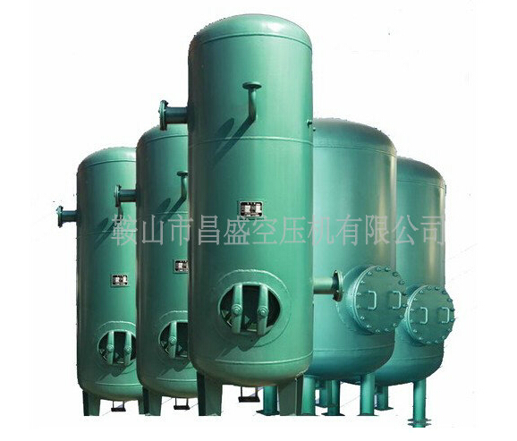 【立式儲氣罐】的設(shè)計與施工。